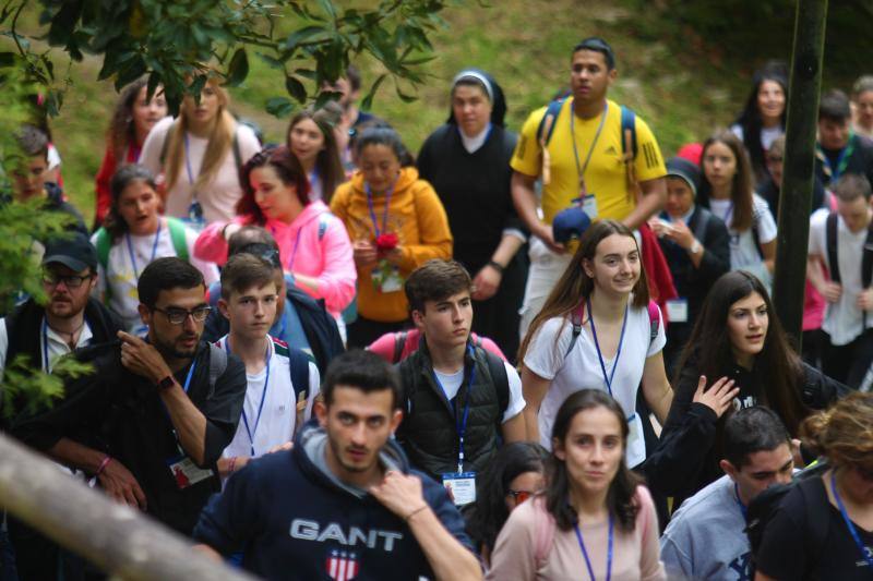 La marcha anual al Real Sitio se consagra este año a los seminaristas mártires de Oviedo.