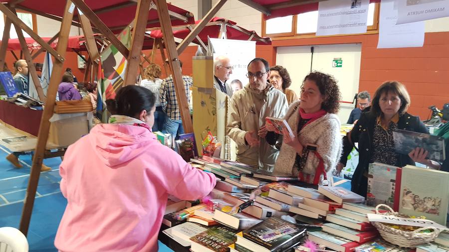 El exministro de Cultura y Deporte ha mostrado su apoyo a la candidatura de la cultura sidrera asturiana, para que la UNESCO la declare Patrimonio Inmaterial de la Humanidad. «A mi me gusta la sidra, la cultura va más allá que un libro», aseguró.
