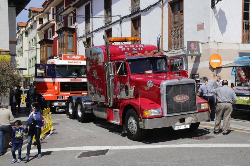 Más de 250 personas de toda España se dieron cita en la I Ruta Indiana de Colombres.
