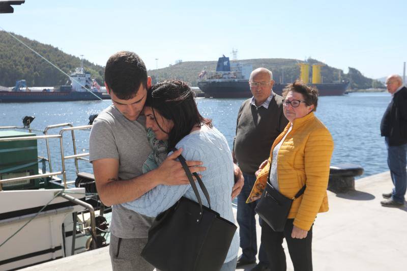 Los barcos avilesinos 'Berriz Amatxo' y 'Esmeralda Tercero' zarparon ayer a la costera del bonito con rumbo a las Azores, donde los bonitos suelen encontrarse en este momento. En los últimos años, las primeras capturas han tenido el premio de un precio más alto por el que ya se conoce como 'campanu' de la mar. 