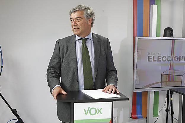 El aspirante de Vox, Eladio de la Concha.