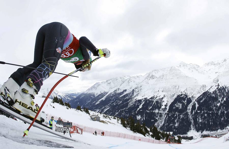 La galardonada con el Premio Princesa de Asturias de los Deportes 2019, Lindsey Vonn, tiene tras de sí una dilatada carrera llena de premios, que incluyen el récord de Copas del Mundo en esquí alpino. 