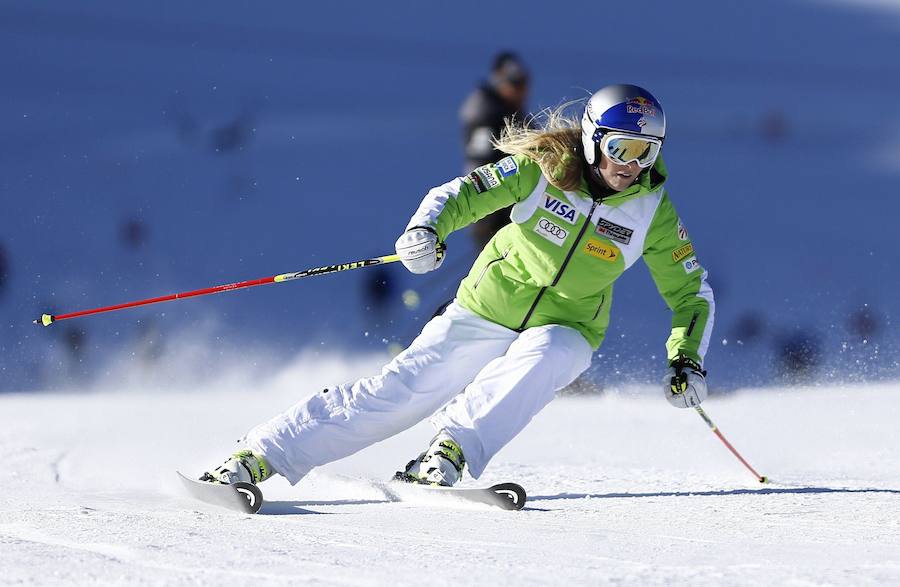 La galardonada con el Premio Princesa de Asturias de los Deportes 2019, Lindsey Vonn, tiene tras de sí una dilatada carrera llena de premios, que incluyen el récord de Copas del Mundo en esquí alpino. 