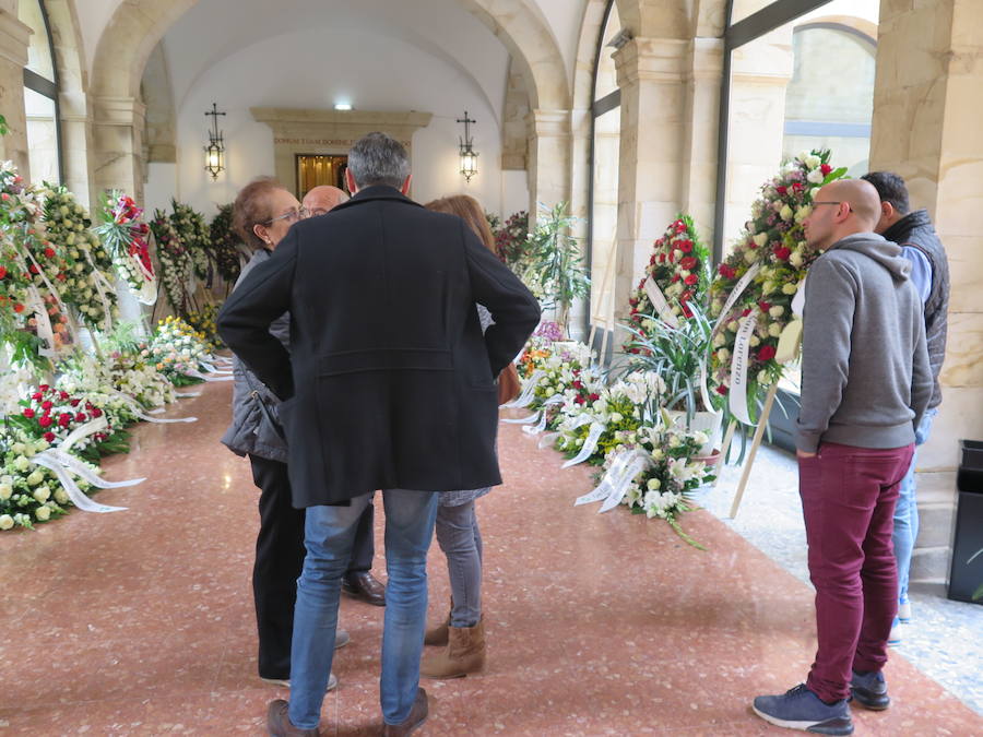 El Seminario de Astorga acoge la capilla ardiente del que fuera obispo auxiliar de Asturias, fallecido ayer de manera repentina. Su funeral tendrá lugar mañana viernes, a las 18 horas, en la catedral de Astorga.