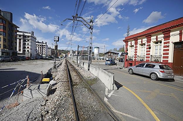 Estado en el que se encuentran las obras del soterramiento en La Felguera. 
