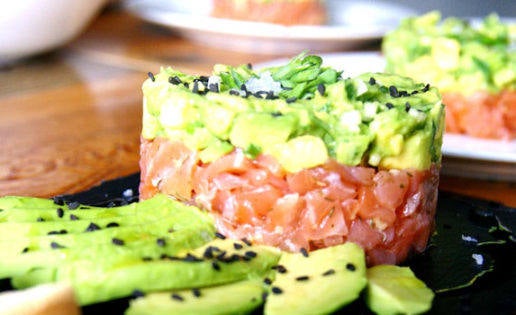 Tartar de salmón y aguacate