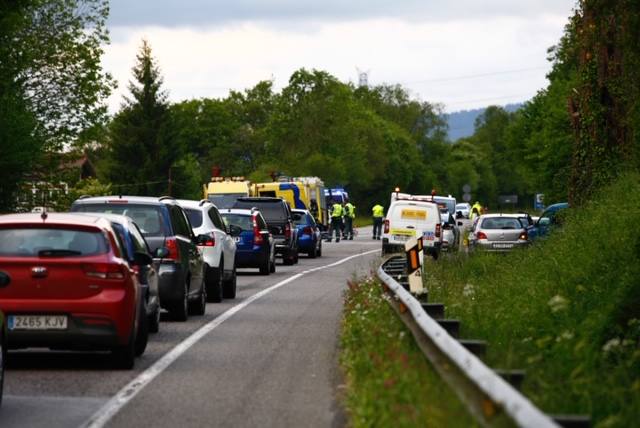 Un accidente en El Remedio pasadas las siete de este sábado por la tarde se ha saldado con una persona fallecida y dos heridos.