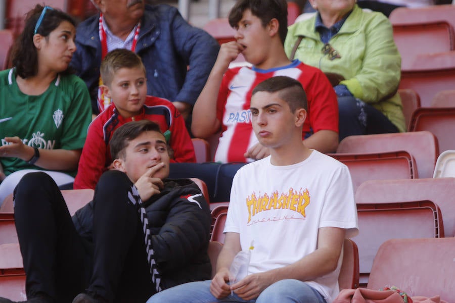 Fotos: ¿Estuviste en el Sporting - Albacete? ¡Búscate!