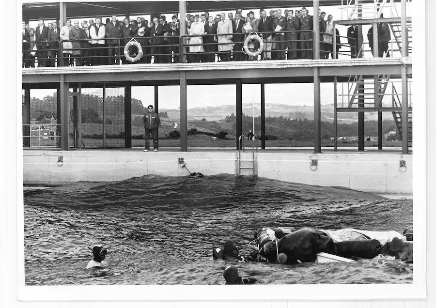 El rey Juan Carlos ha anunciado, este lunes, su voluntad y deseo de dejar de desarrollar actividades institucionales y completar su retirada de la vida pública a partir del 2 de junio, al cumplirse cinco años de la abdicación.