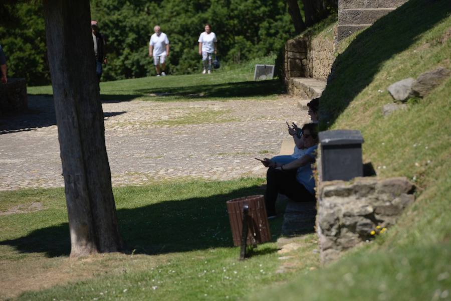 Las temperaturas siguen subiendo en la región en uno de los días de más calor de 2019, por lo que las playas y parques permanecen este sábado abarrotados.