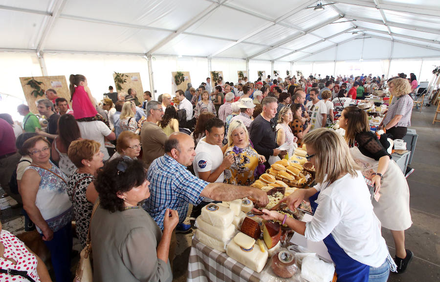 El alcalde en funciones, Wenceslao López, destacó este domingo el éxito de la feria de La Ascensión que se ha celebrado durante el fin de semana en diversos escenarios de la ciudad