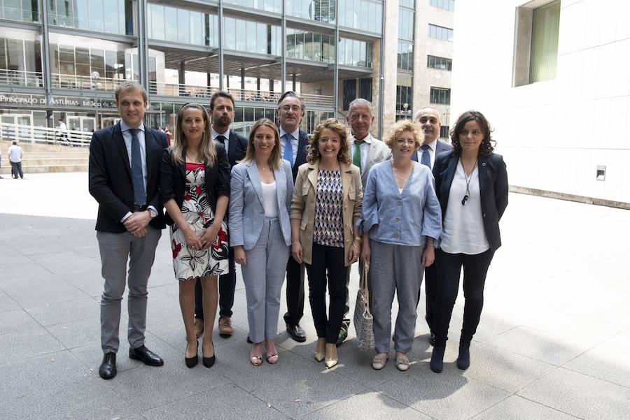 Los diputados del PP, encabezados por Teresa Mallada.