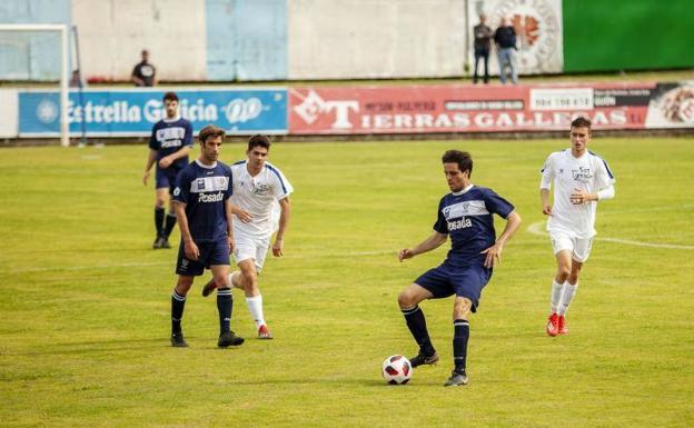 Jugada del partido entre el Marino y el San Ignacio.