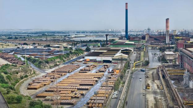 La planta siderúrgica de Tarento, en el sur de Italia, es la mayor de Europa. 