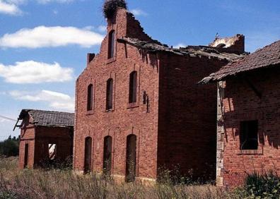 Imagen secundaria 1 - Imágenes de la estación.