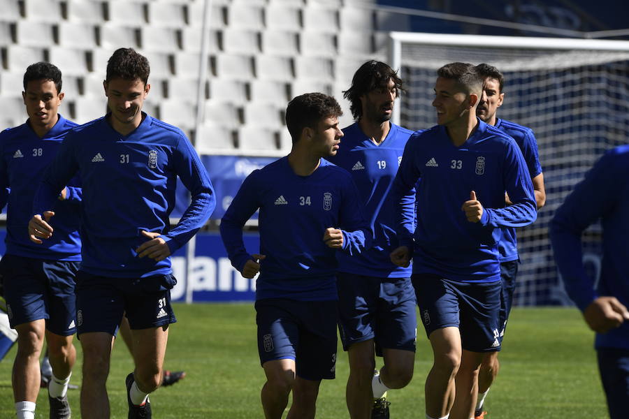 El Real Oviedo prepara en el Carlos Tartiere el último partido de la temporada.
