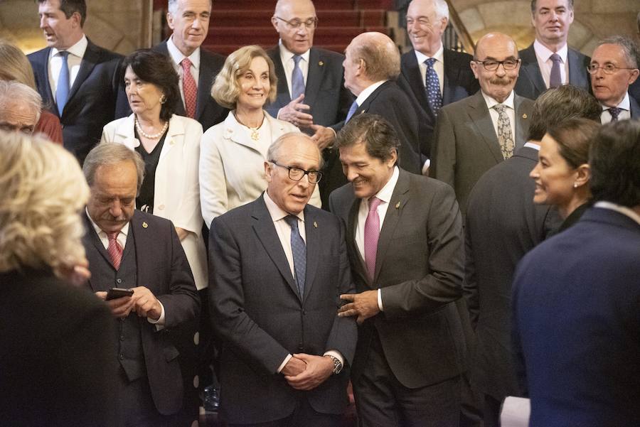 Treinta y cuatro candidaturas de veintiún países optan al galardón que se dará a conocer este jueves.