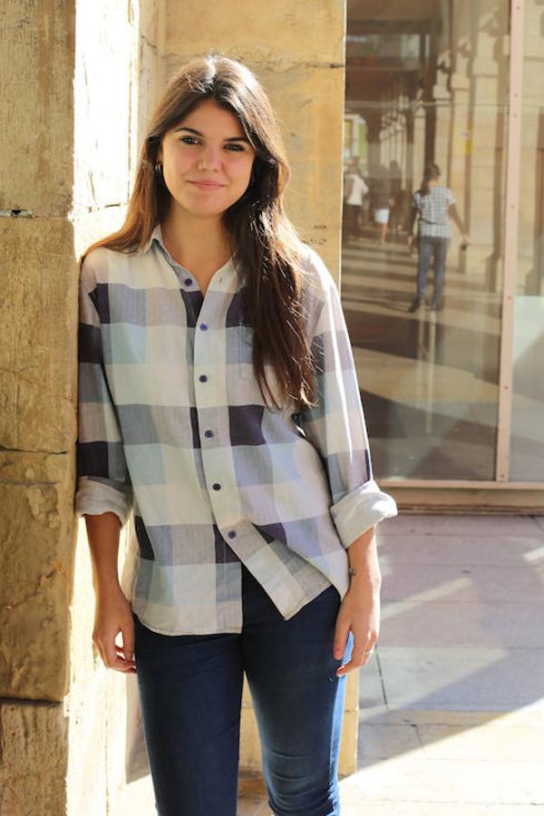 Raquel Ruiz (PSOE). Concejala de Hacienda, Igualdad y Juventud en la pasada legislatura, es graduada en Administración y Dirección de Empresas por la Universidad de Oviedo con máster en Asesoría Fiscal del Colegio de Economistas y administrativa en EdP en excedencia.