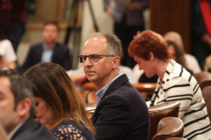 La alcaldesa revalida su cargo en un pleno en el que todos los grupos mostraron su disposición a trabajar por la ciudad.