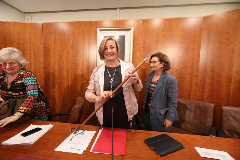 La alcaldesa revalida su cargo en un pleno en el que todos los grupos mostraron su disposición a trabajar por la ciudad.