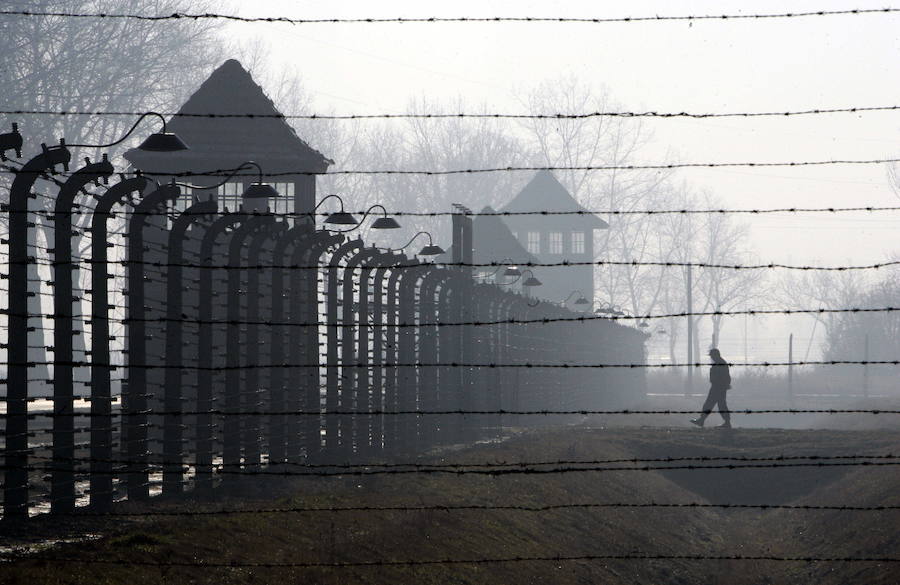 Auschwitz (Polonia) | Fue el mayor campo de concentración contruido por los alemanes. Las visitas a este espacio permiten conocer unas de las páginas más impactantes de la historia del siglo pasado. Las instalaciones se mantienen en perfecto estado.