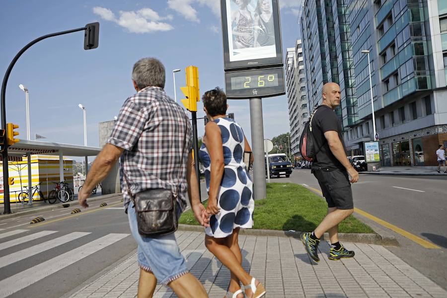 La región alcanzará los 28 grados en una jornada en la que 23 provincias españolas están en riesgo por altas temperaturas de hasta 39.