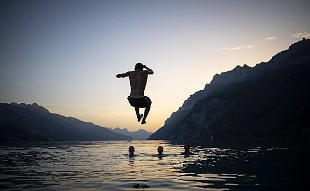 Imagen. Europa también trata de combatir la ola de calor