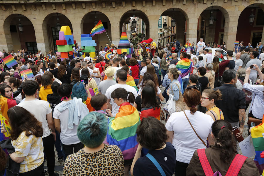 Desfile del Orgullo en Gijón.