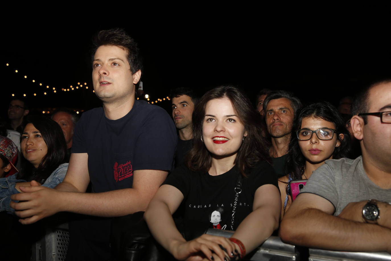  ¡Búscate en entre los asistentes al recital que tuvo como escenario el festival Metrópoli!