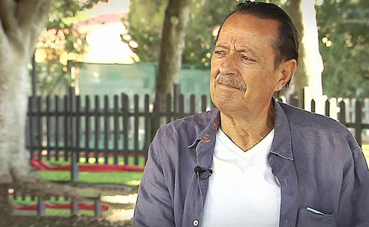 Julián Muñoz. 