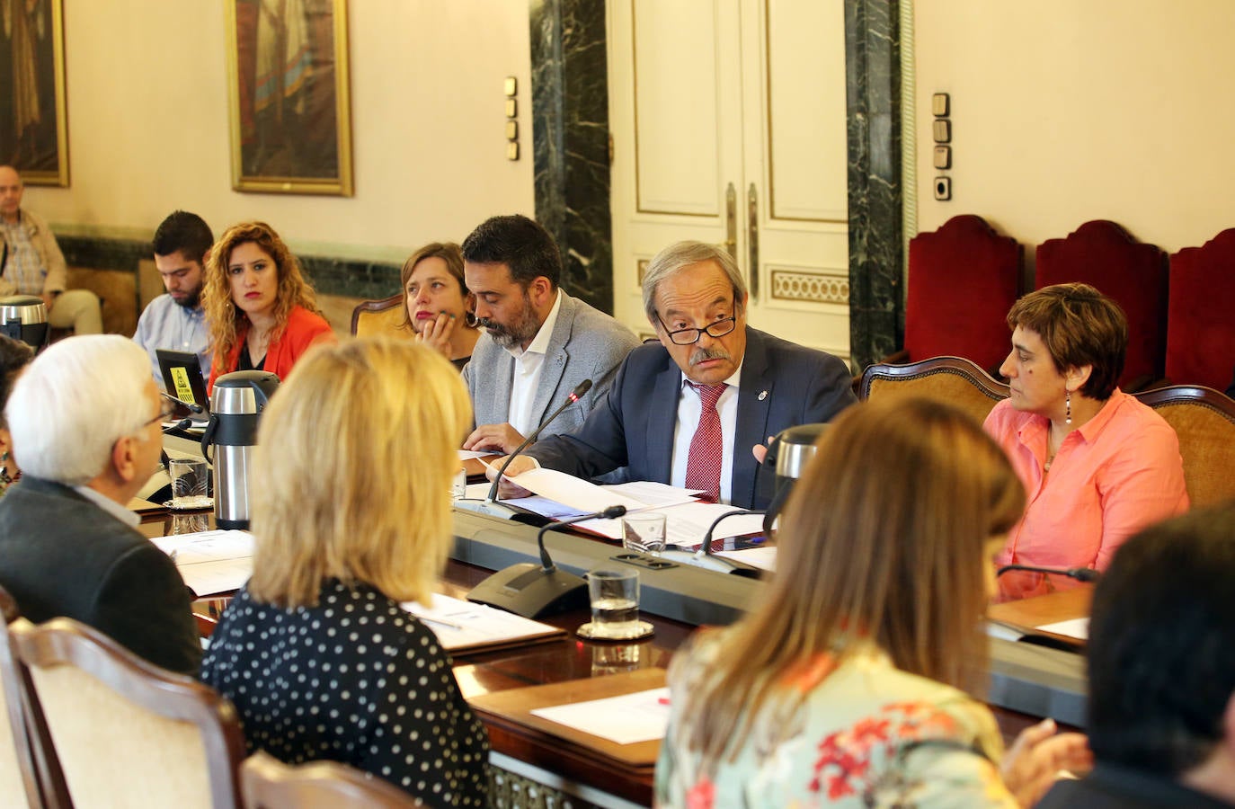 Fotos: Primer pleno del Ayuntamiento de Oviedo