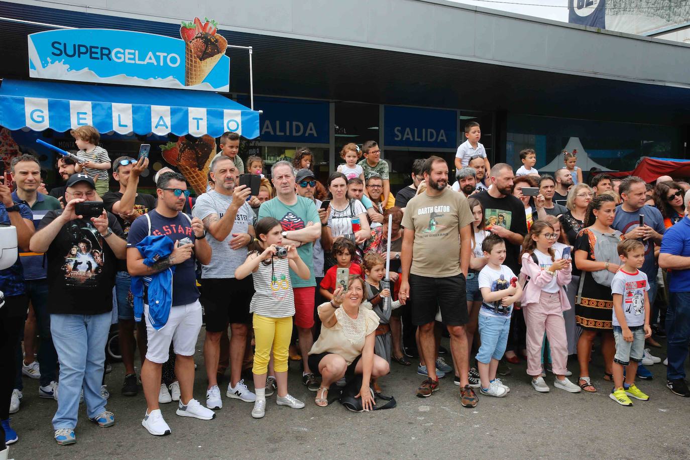 Metrópoli reúne en Gijón a cientos de admiradores de la saga que han representado a algunos de los personajes más populares