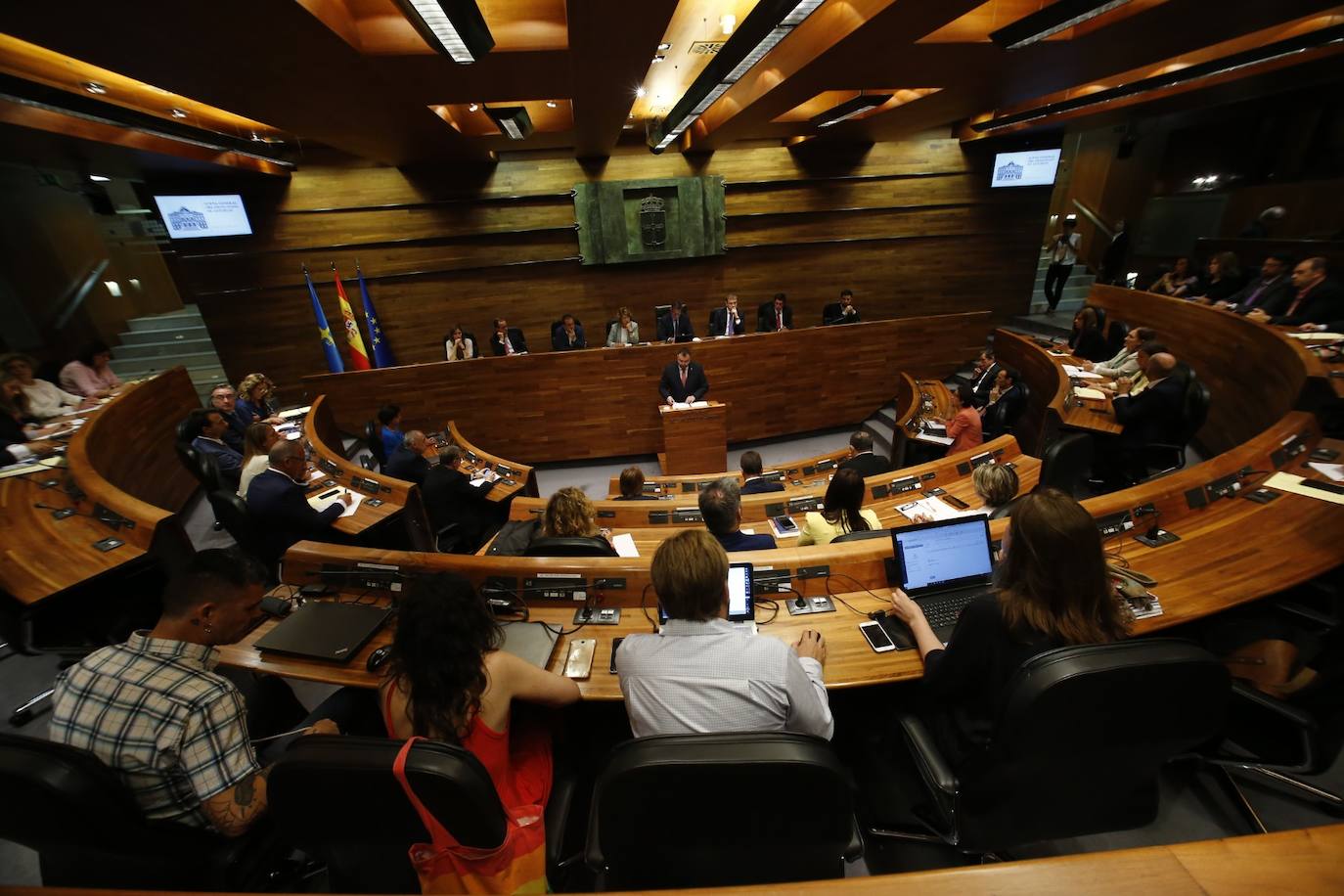 Adrián Barbón, secretario general de la Federación Socialista de Asturias (FSA) es el único candidato después de que Teresa Mallada, líder del grupo parlamentario popular, no haya presentado finalmente candidatura