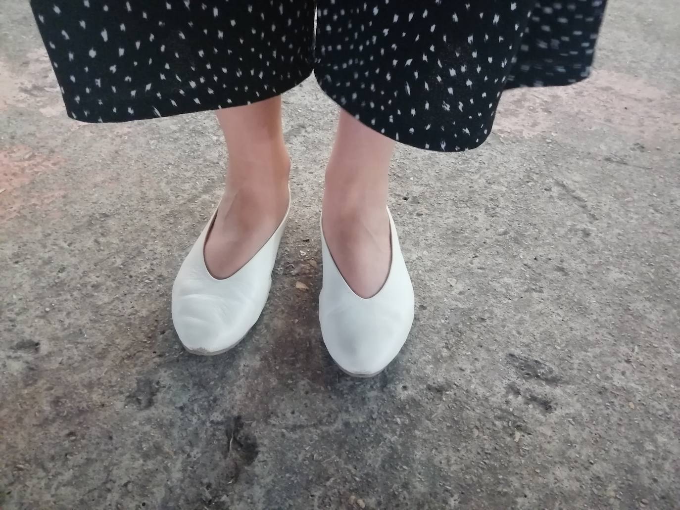 Itziar García, 40 años. "Me temía que el día se iba a alargar, así que me puse estos por suma comodidad".