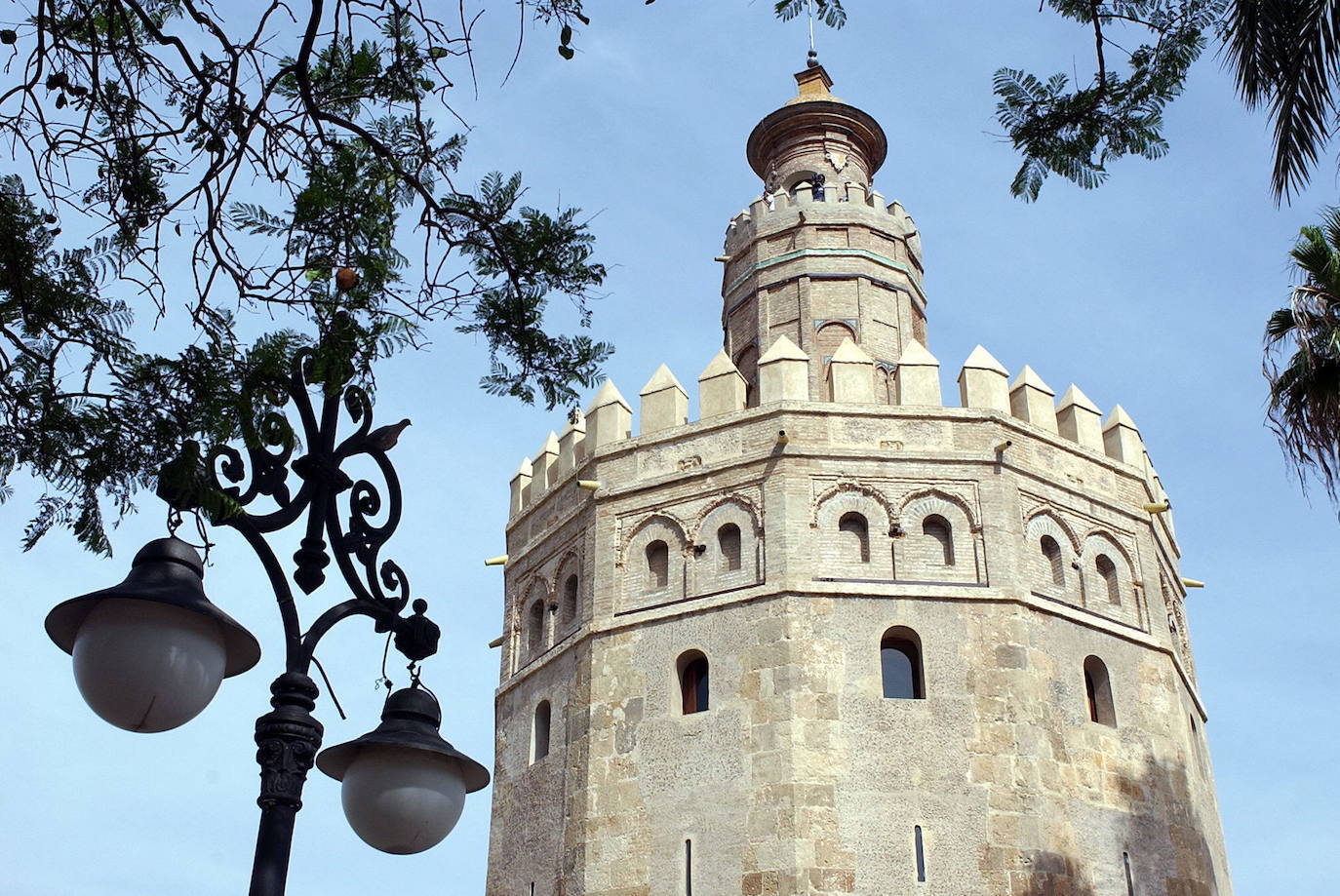 Para salir a cenar Sevilla es una de las ciudades más económicas, con una media de 22 euros.