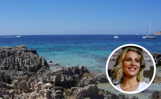 PLAYA DE LES SALINES. Es una de las playas preferidas de los famosos. Ibiza se llena en verano de caras conocidas. Elsa Pataky -en la imagen- no ha dudado este año celebrar allí su cumpleaños acompañada de su marido, el también actor Chris Hemsworth y su amigo Matt Damon. Si algún verano visitas esta playa es posible que te encuentres con Rafa Nadal, Kate Moos y Naomi Campbell o futbolistas de la talla de Puyol, Villa, Joaquín, Guti, Zidane o Figo.