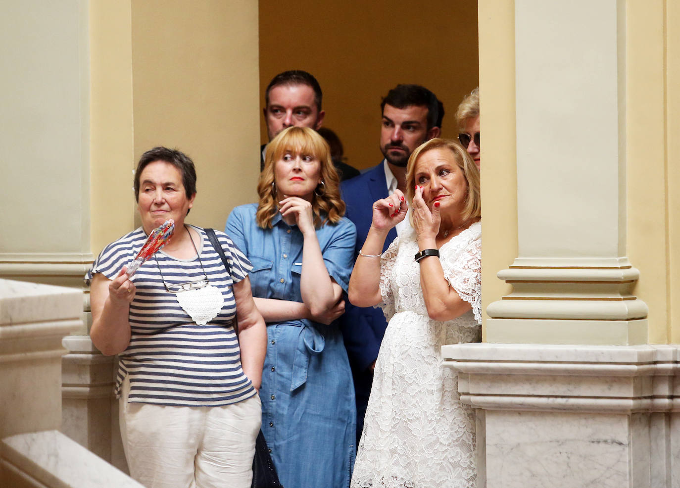 Cientos de personas estuvieron presentes en la Junta General en el acto de toma de posesión de Adrián Barbón.