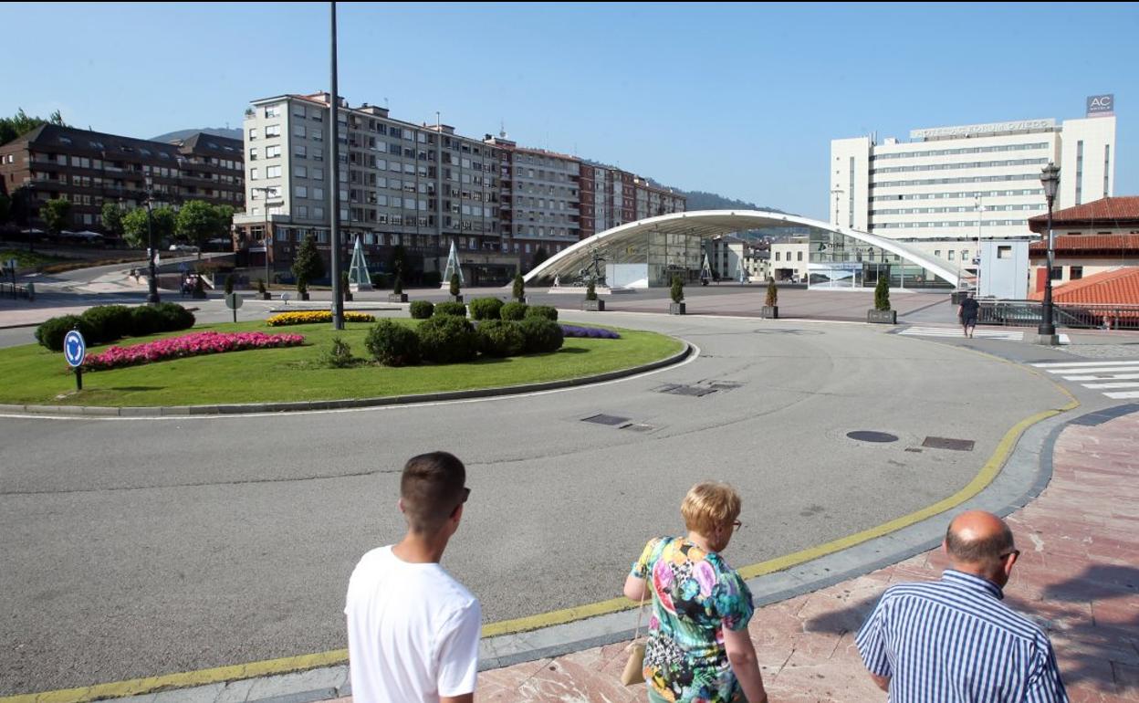 Zona de la Losa donde se ubicará el escenario, con el espacio para el público al fondo. 