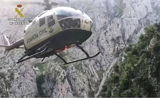 Las imágenes del rescate en Picos de Europa realizado por la Guardia Civil