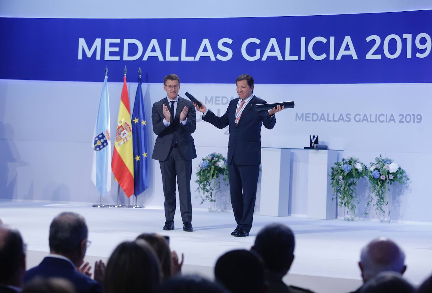 El expresidente del Principado Javier Fernández fue homenajeado este mediodía en Galicia por el gobierno de Núñez Feijóo.