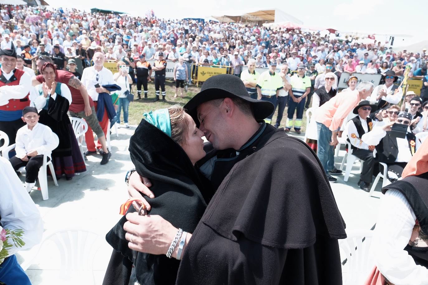 Un año más hubo boda vaqueira como manda la tradición