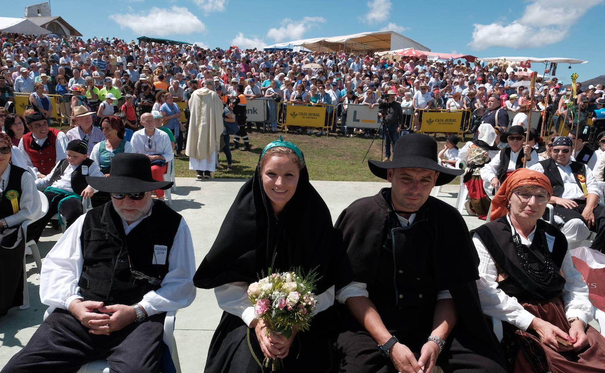 Beatriz Pérez Mayo y Jairo Feito Menéndez, recién casados