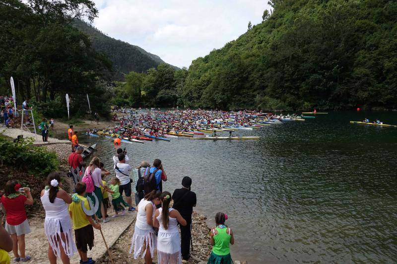Cientos de niños tomaron parte en el Mini Sella, en el que será un aperitivo de la prueba grande que se celebrará el próximo sábado. 