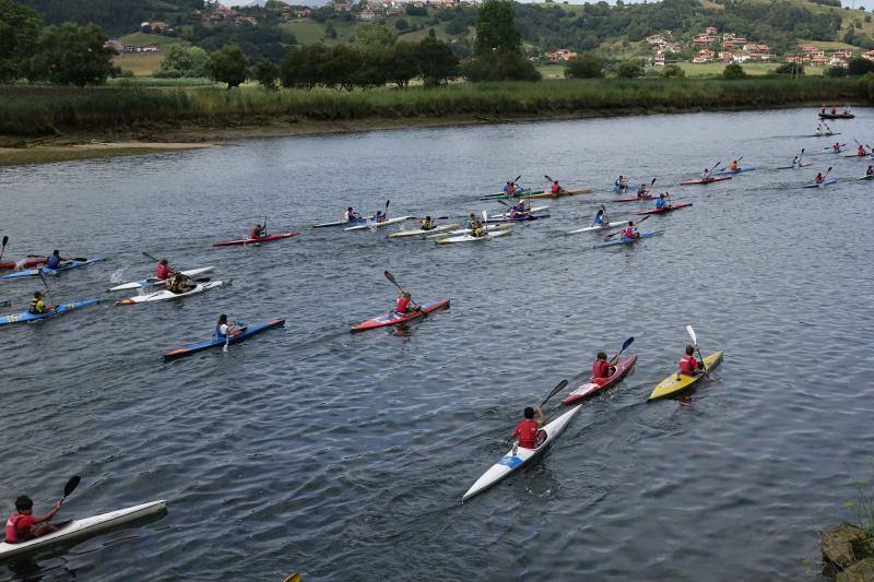 Cientos de niños tomaron parte en el Mini Sella, en el que será un aperitivo de la prueba grande que se celebrará el próximo sábado. 