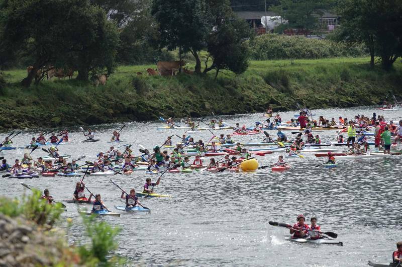Cientos de niños tomaron parte en el Mini Sella, en el que será un aperitivo de la prueba grande que se celebrará el próximo sábado. 