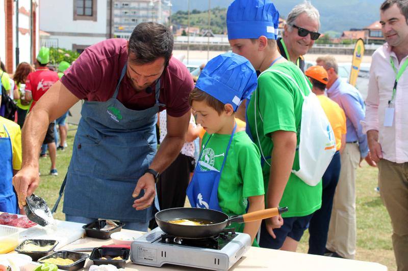Cientos de niños tomaron parte en el Mini Sella, en el que será un aperitivo de la prueba grande que se celebrará el próximo sábado. 