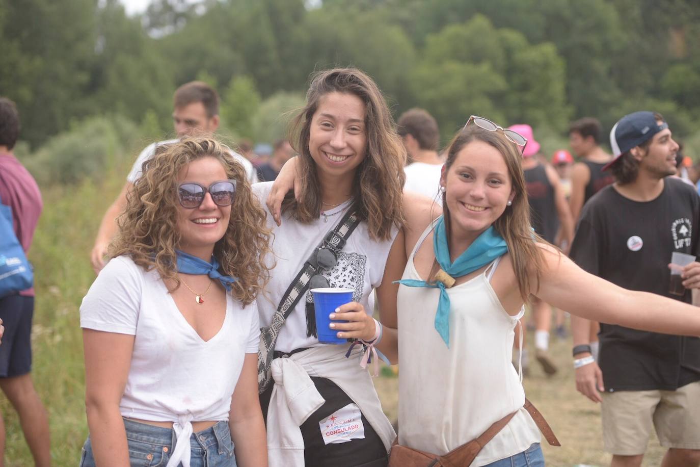 Miles de personas se congregan en el prau Salcéu para participar en la popular fiesta de Pravia