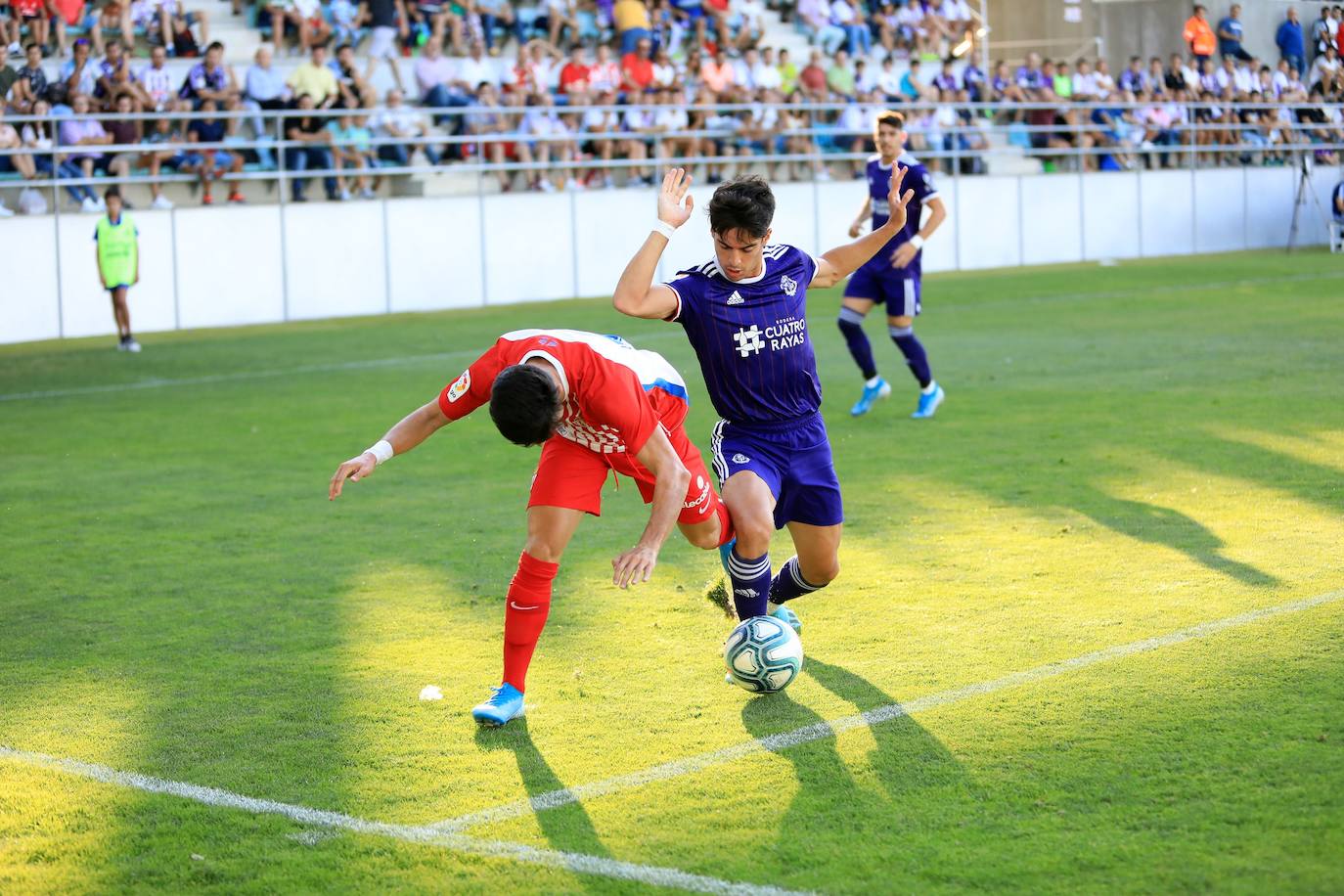 El Sporting ofreció una imagen gris frente al Valladolid en uno de los últimos partidos de pretemporada. Los de José Alberto perdieron por 2-0.
