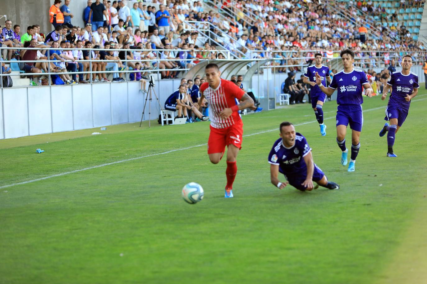 El Sporting ofreció una imagen gris frente al Valladolid en uno de los últimos partidos de pretemporada. Los de José Alberto perdieron por 2-0.