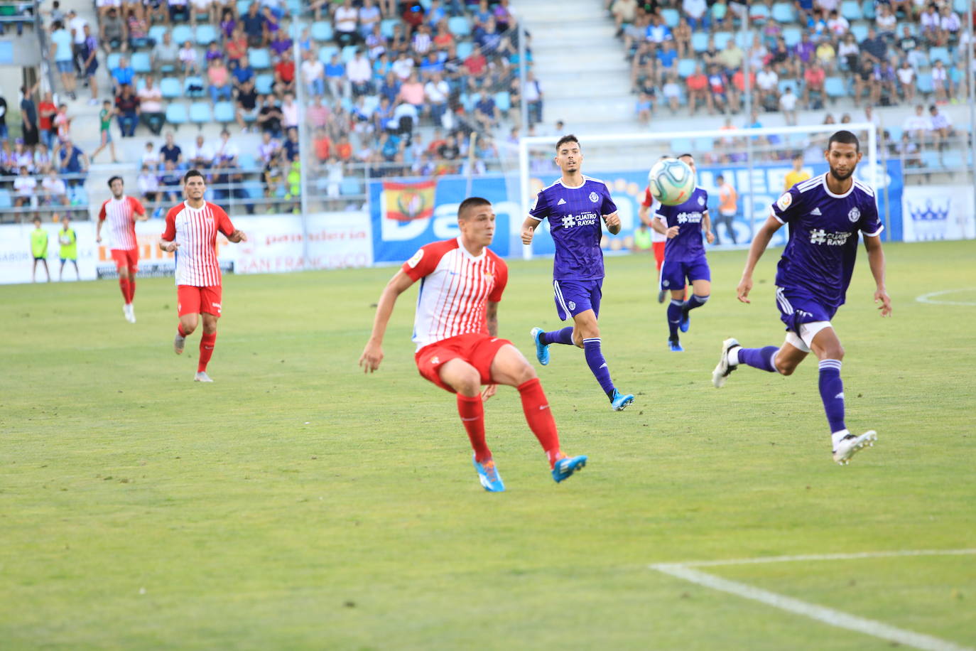 El Sporting ofreció una imagen gris frente al Valladolid en uno de los últimos partidos de pretemporada. Los de José Alberto perdieron por 2-0.